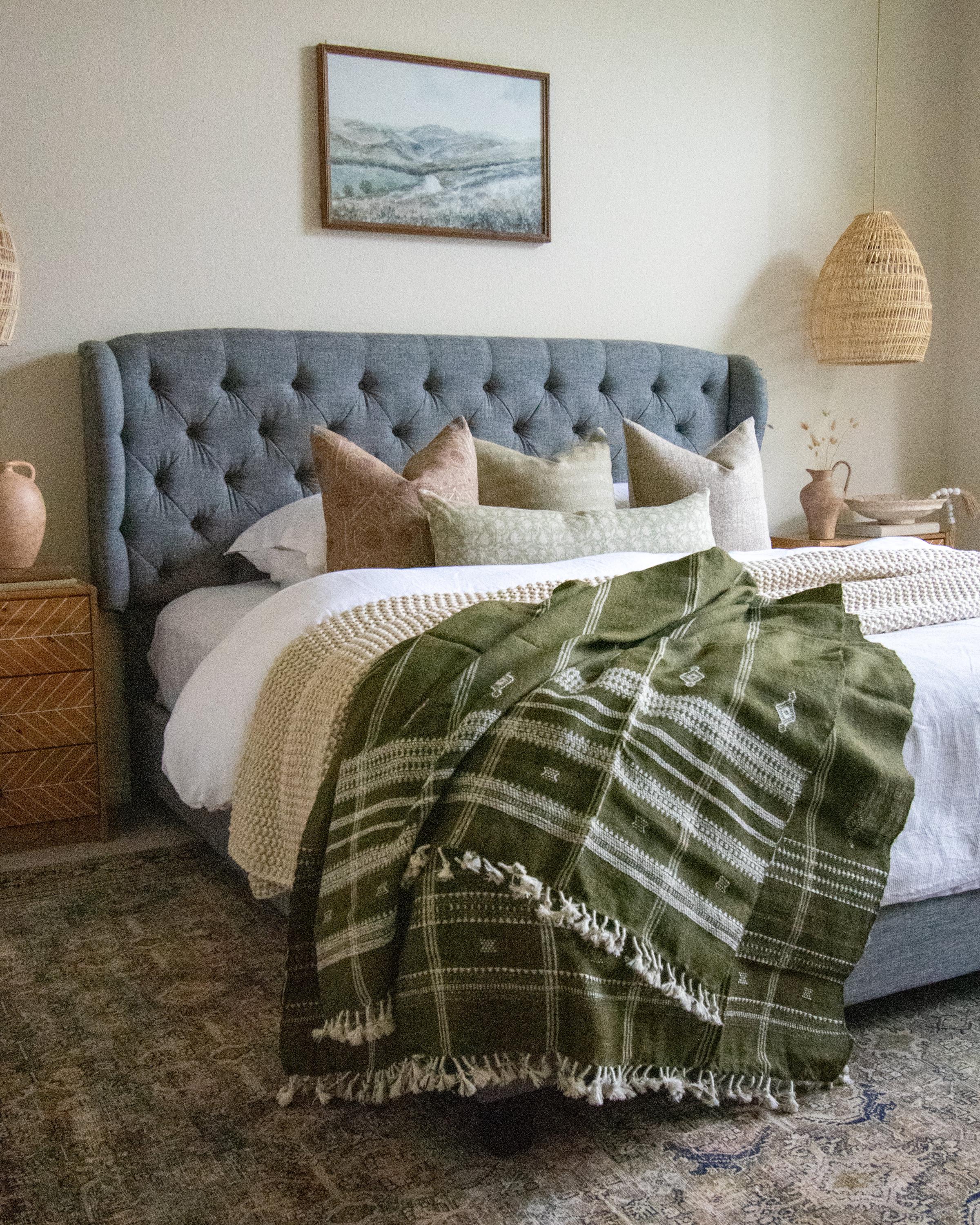 OLIVER - Indian Coverlet, Throw Blanket Boho, Bed Cover, Bed Runner, Sofa Throw, Olive, Green, Wool Throw, New House