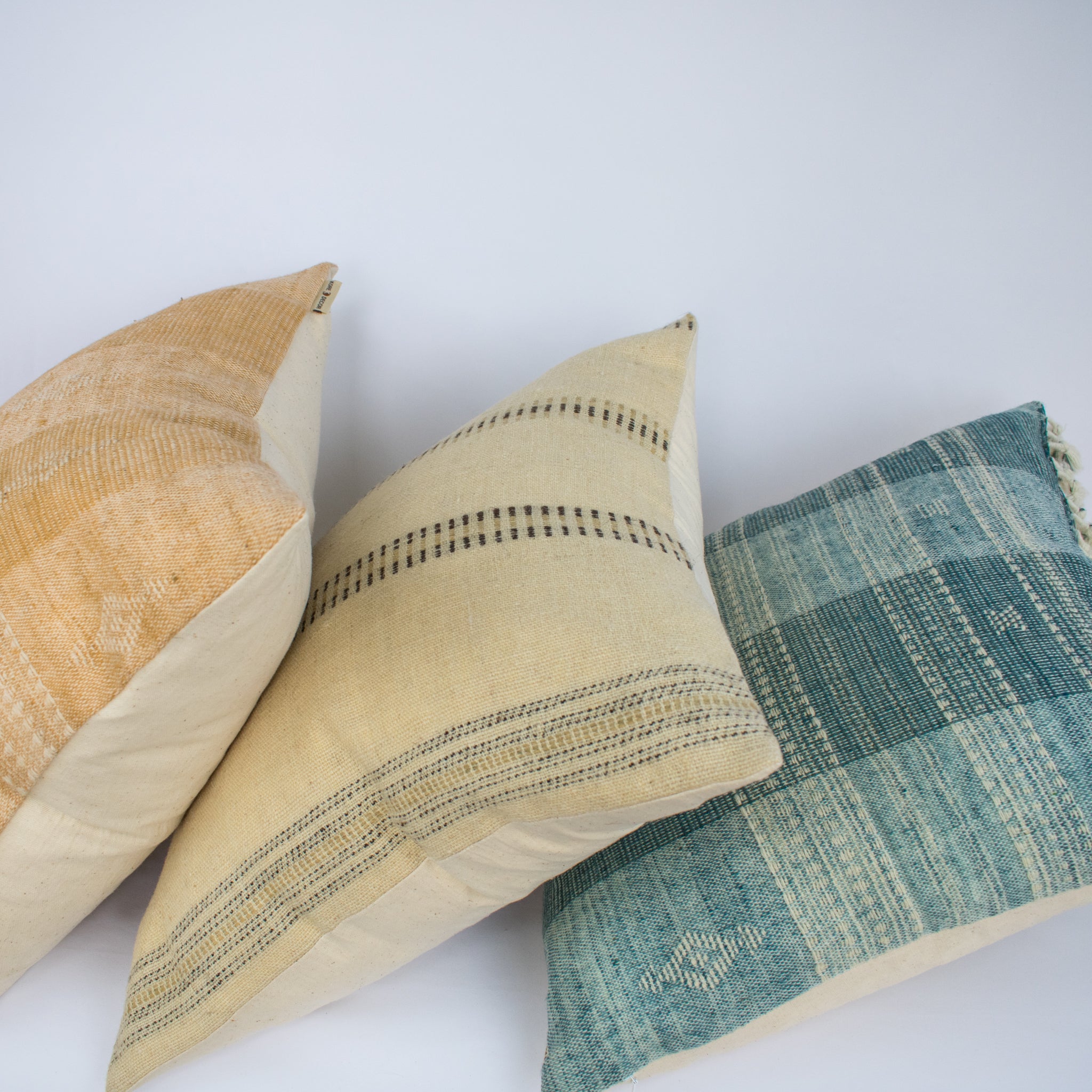 accent couch pillows